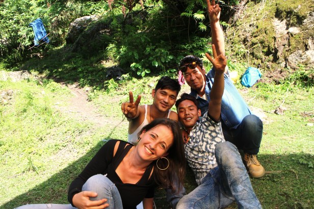 Día de picnic en las montañas de Manali...